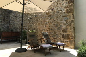terrace at the bed and breakfast maison la vie est belle